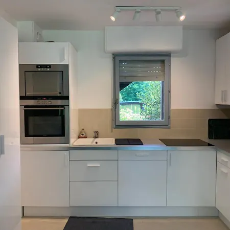 Appartement Rez-de-jardin - Résidence Avec Piscine -
